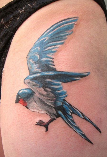 大腿蓝色燕子纹身图案