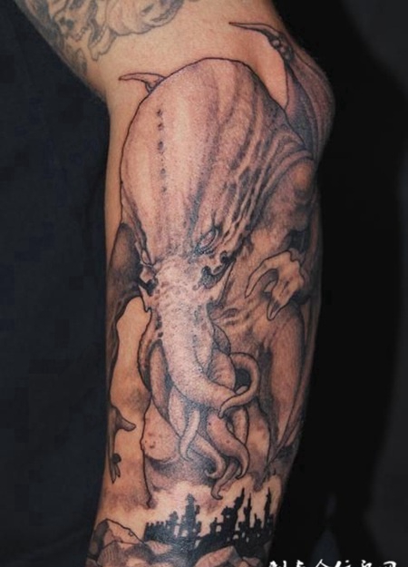 小臂恶魔纹身图案