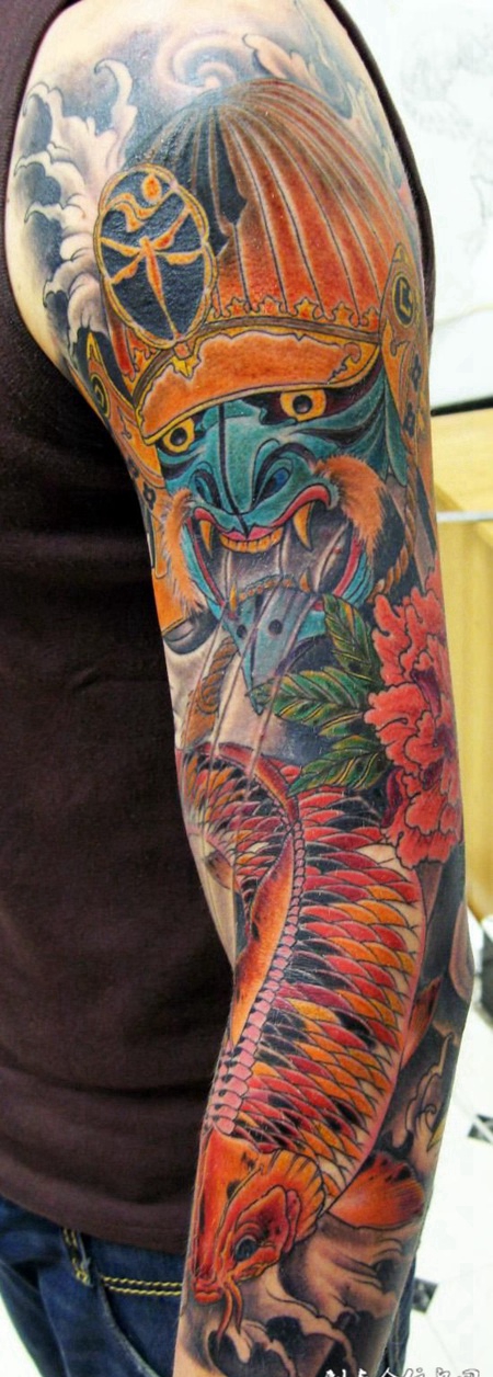 花臂鲤鱼鬼武士纹身图案