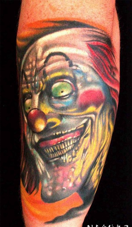小臂上的小丑纹身图案