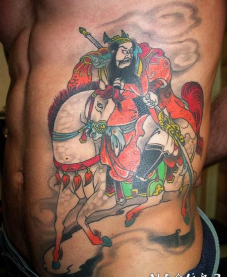 腰侧马上张飞纹身图案