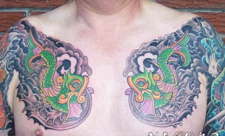 绿色鲤鱼纹身图案