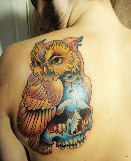 背部个性猫头鹰骷髅纹身图案