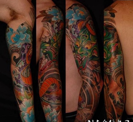 龙蛇斗花臂纹身图案