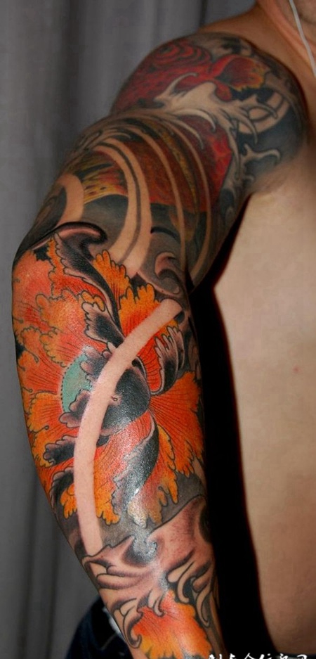 花臂牡丹鲤鱼纹身图案