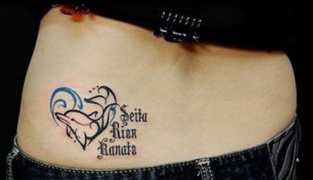 腰部海豚英文纹身图案