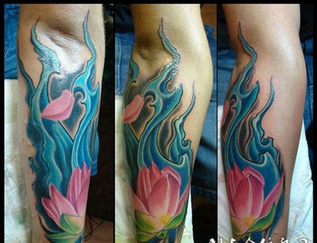 小臂上的莲花纹身图案
