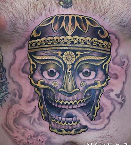 胸口下的嘎巴拉龙纹身图案