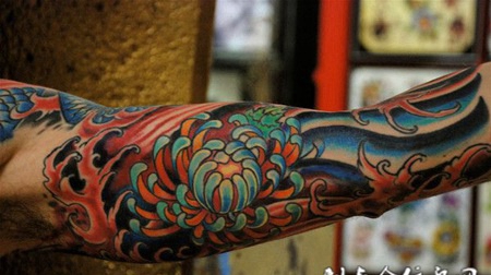 包小臂菊花纹身图案