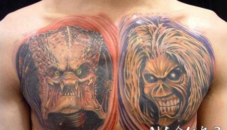 胸前的铁血战士和恶魔纹身图案