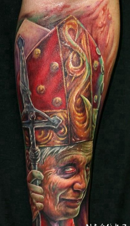 大臂上的巫师纹身图案