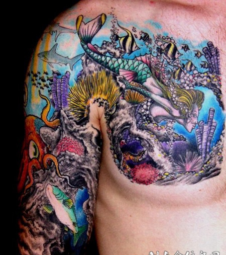 半胛海底世界美人鱼纹身图案