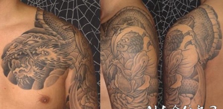 半胛不动明王龙纹身图案