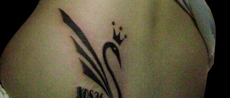 侧腰黑色天鹅图腾纹身图案