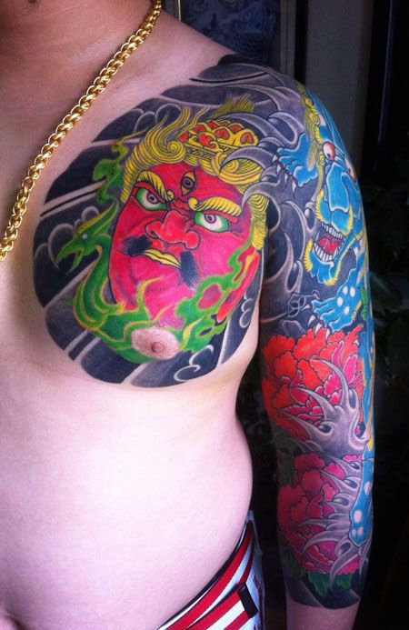 半甲牡丹杨戬纹身图案