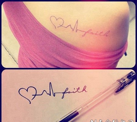 后背上的心电图纹身图案