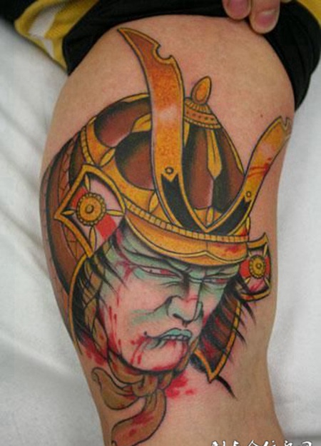 大腿上的鬼武士纹身图案