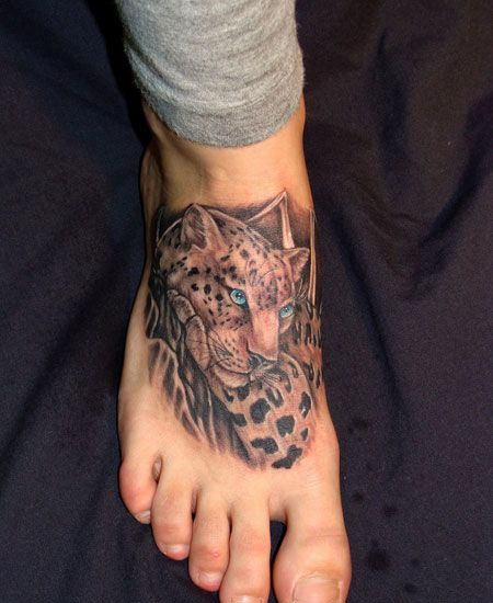 脚背豹子头纹身图案