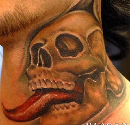 脖子上伸着舌头的骷髅头纹身图案