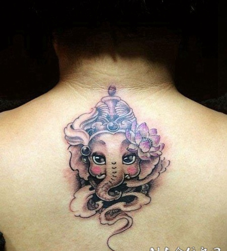 后背上的象头神纹身图案