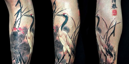 小腿水墨仙鹤纹身图案