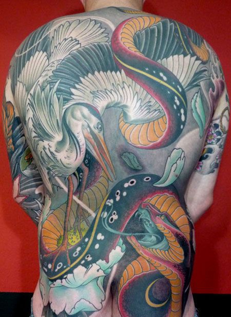 满背仙鹤大蛇纹身图案