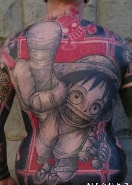 满背海贼王纹身图案