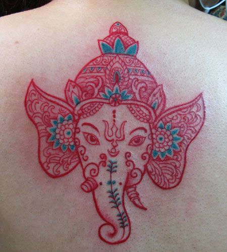 背部泰国象神纹身图案