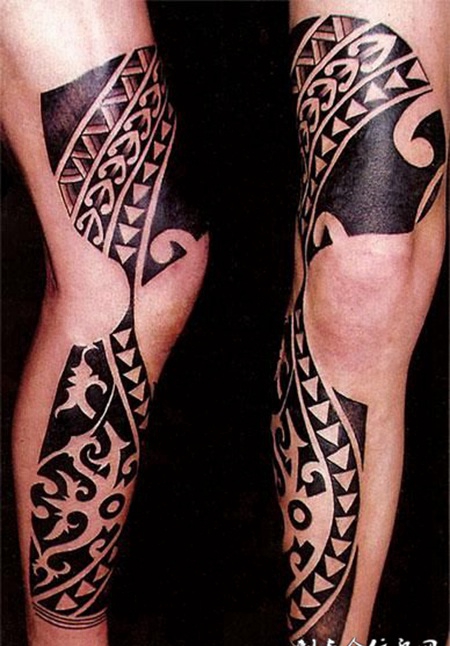 大腿上的玛雅图腾纹身图案