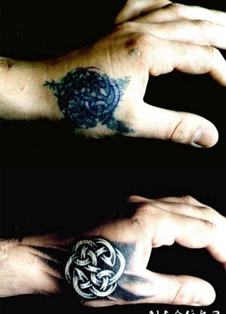 虎口处的编织图腾纹身图案