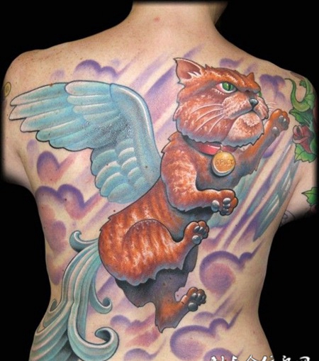 满背飞天猫纹身图案