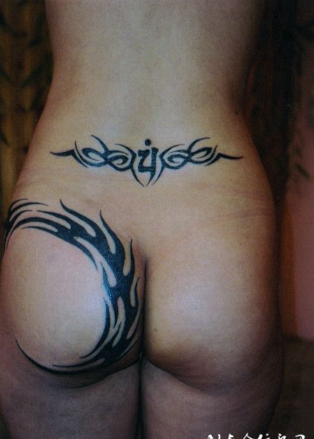 后腰臀部上的图腾纹身图案