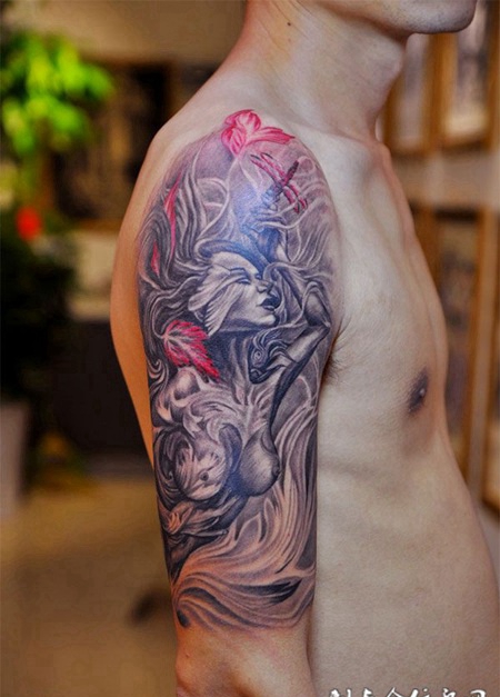 大臂上的精灵美女纹身图案