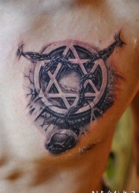 胸前的锁链六芒星纹身图案