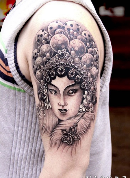 胳膊上的青衣花旦纹身图案