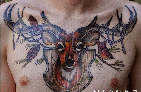 花胸驯鹿纹身图案