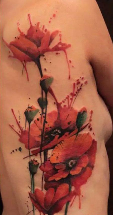 侧腰彩色罂粟花纹身图片