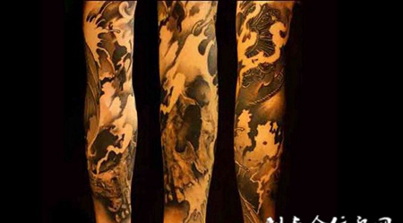 包小臂浪花纹身图案