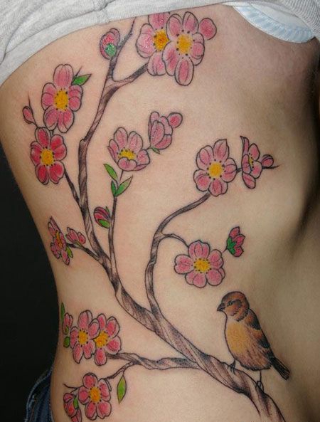 侧腰桃花鸟纹身图案