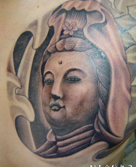 胸口观音菩萨纹身图案