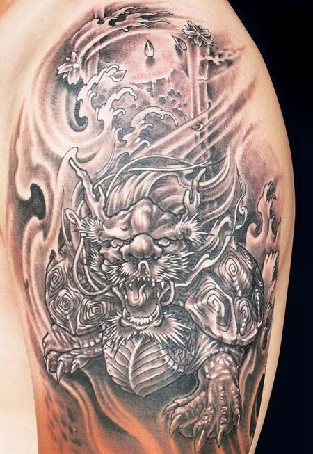 手臂上的貔貅纹身图案