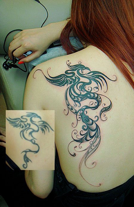 后背上的修改凤凰纹身