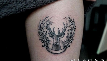 大腿上的麋鹿麦穗纹身图案