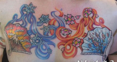 胸前的扇子樱花纹身图案