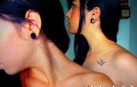肩膀上的闺蜜小鸟纹身图案