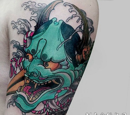 凶神恶煞，手臂般若彩绘纹身