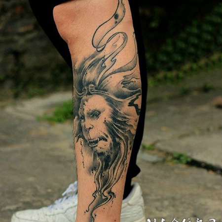 顿悟佛道，小腿水墨斗战胜佛纹身图案