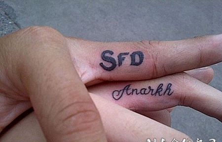 情侣纹身让爱永恒在指尖