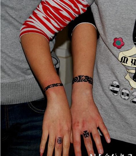 时尚情侣手臂个性图腾小清新纹身