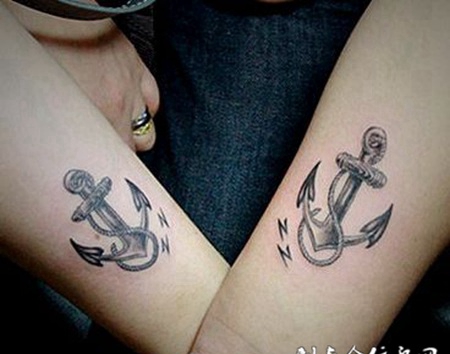 唯美情侣手臂纹身图片